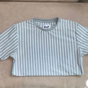 Vertically striped T-shirt